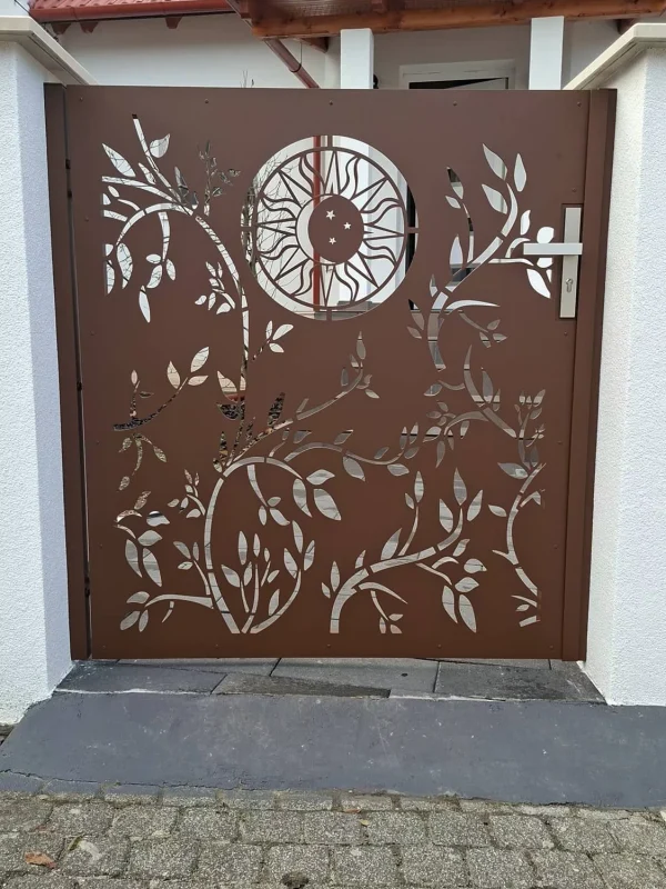 Alumínium lézervágott kerítés panel egyedi mintával