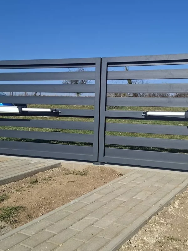 motorizált alumínium kerítés
